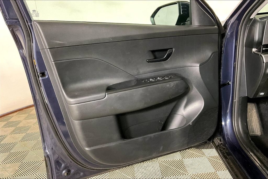 Used 2025 Hyundai Kona SEL FWD image 22