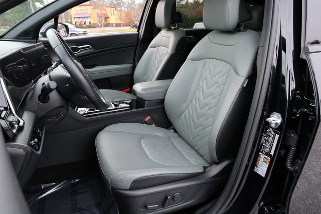 Used 2023 Kia Sportage X-Line w/ X-Line Premium Package image 18