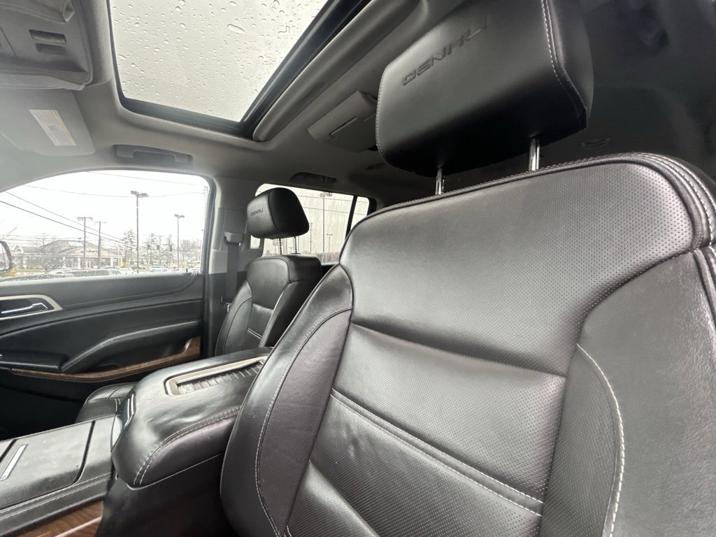 Used 2020 GMC Yukon XL Denali w/ Denali Ultimate Package image 15