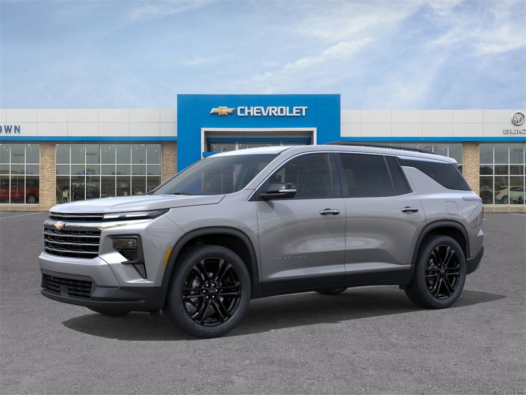 New 2026 Chevrolet Traverse LT w/ Driver Confidence Package image 2