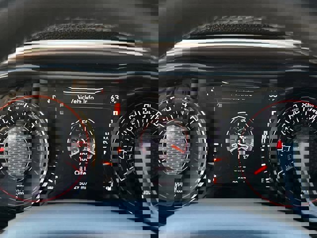 Used 2019 Dodge Challenger R/T image 16