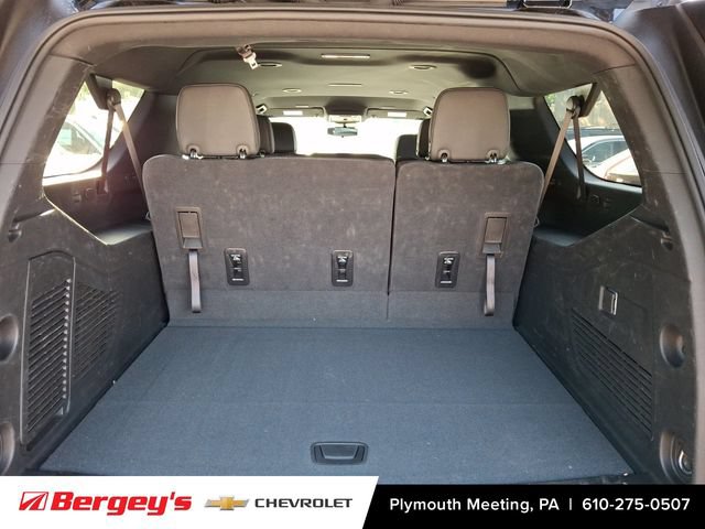 Certified 2025 Chevrolet Suburban LT AWD/4WD image 31