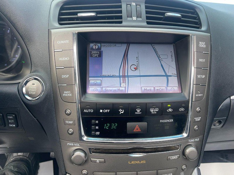 Used 2011 Lexus IS 250C w/ Luxury Pkg image 26