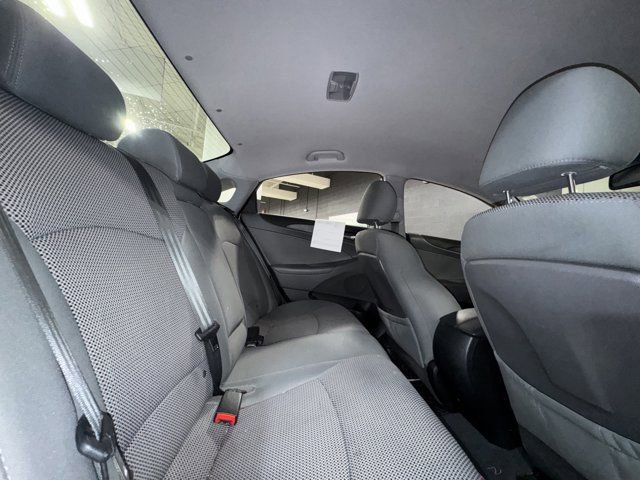 Used 2013 Hyundai Sonata GLS w/ Popular Equipment Pkg image 13
