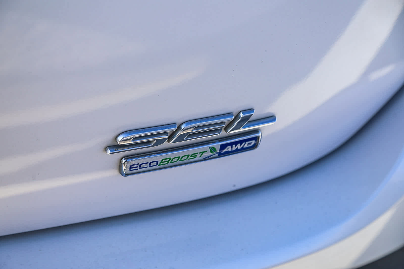 Used 2016 Ford Edge SEL w/ Equipment Group 201A image 23