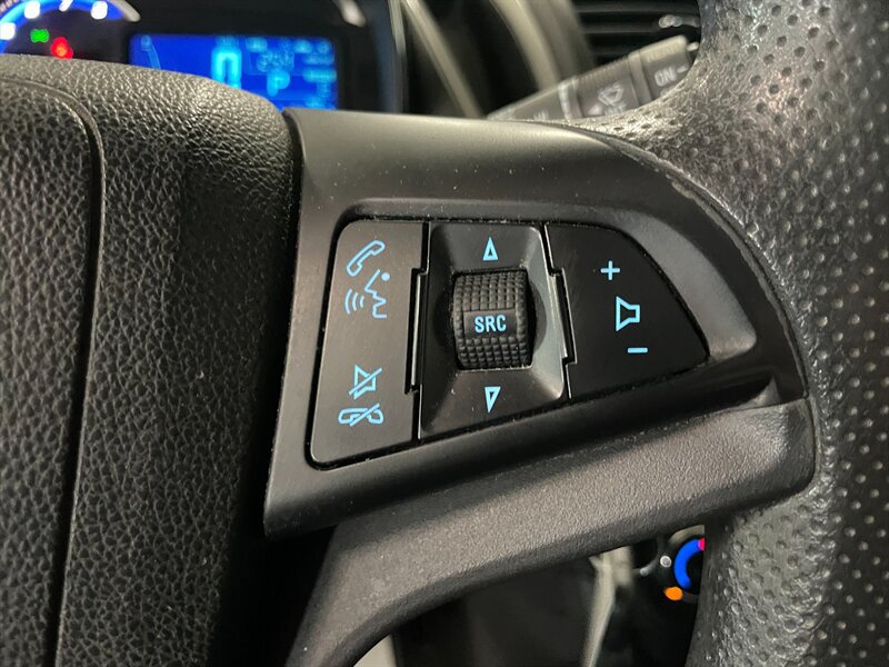 Used 2016 Chevrolet Trax LS AWD/4WD image 12