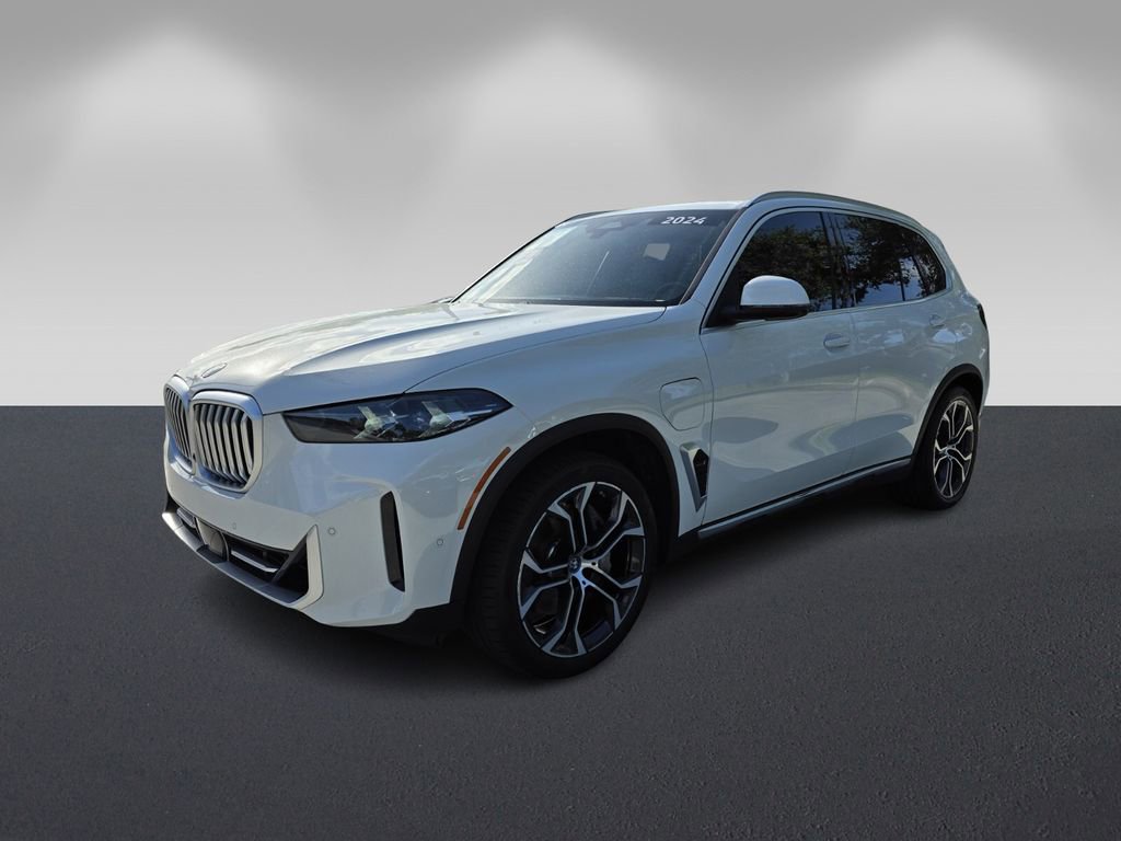 Certified 2024 BMW X5 xDrive50e w/ Parking Assistance Package image 7