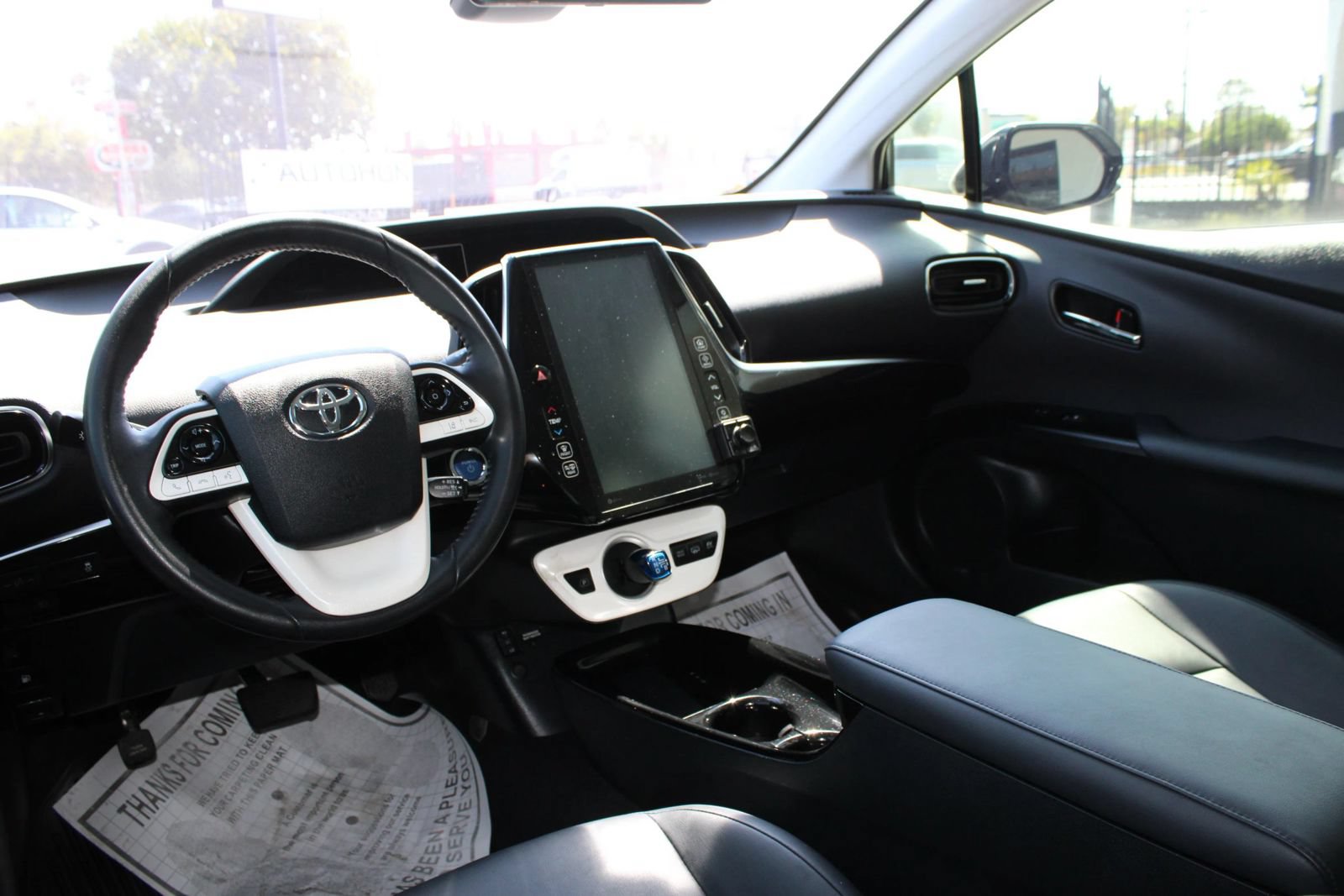 Used 2018 Toyota Prius Prime Premium FWD image 19