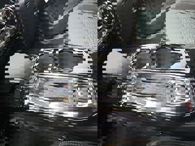 New 2026 Chevrolet Trax LT w/ LT Convenience Package FWD image 16