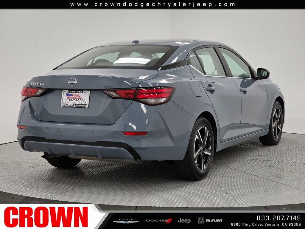 Used 2025 Nissan Sentra SV image 7