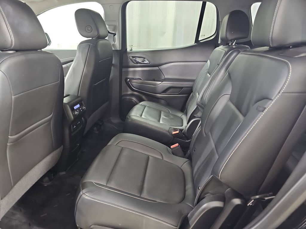 Used 2023 GMC Acadia SLT w/ Preferred Package AWD/4WD image 19