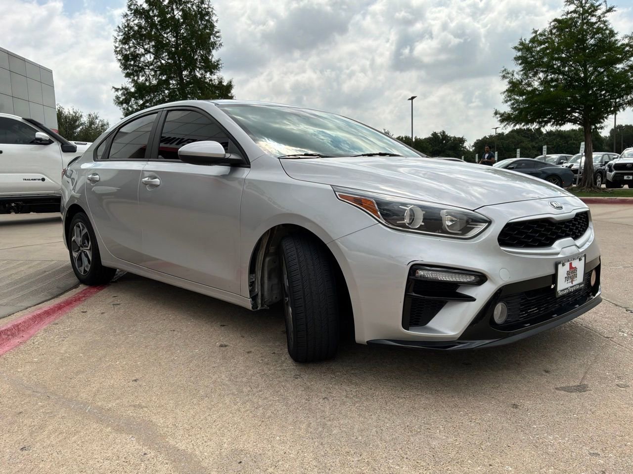 Used 2021 Kia Forte LXS FWD image 4