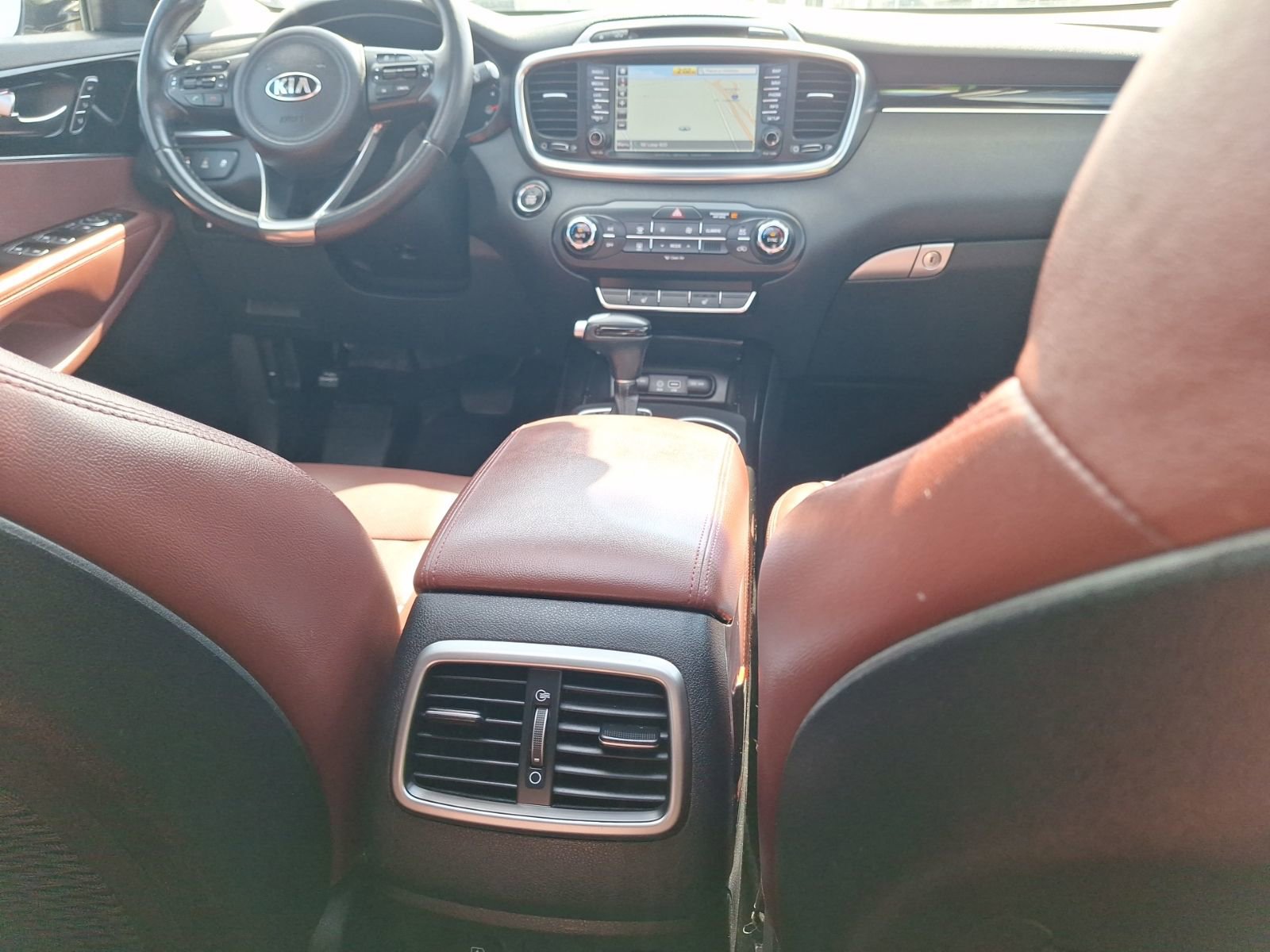 Used 2018 Kia Sorento SX image 34