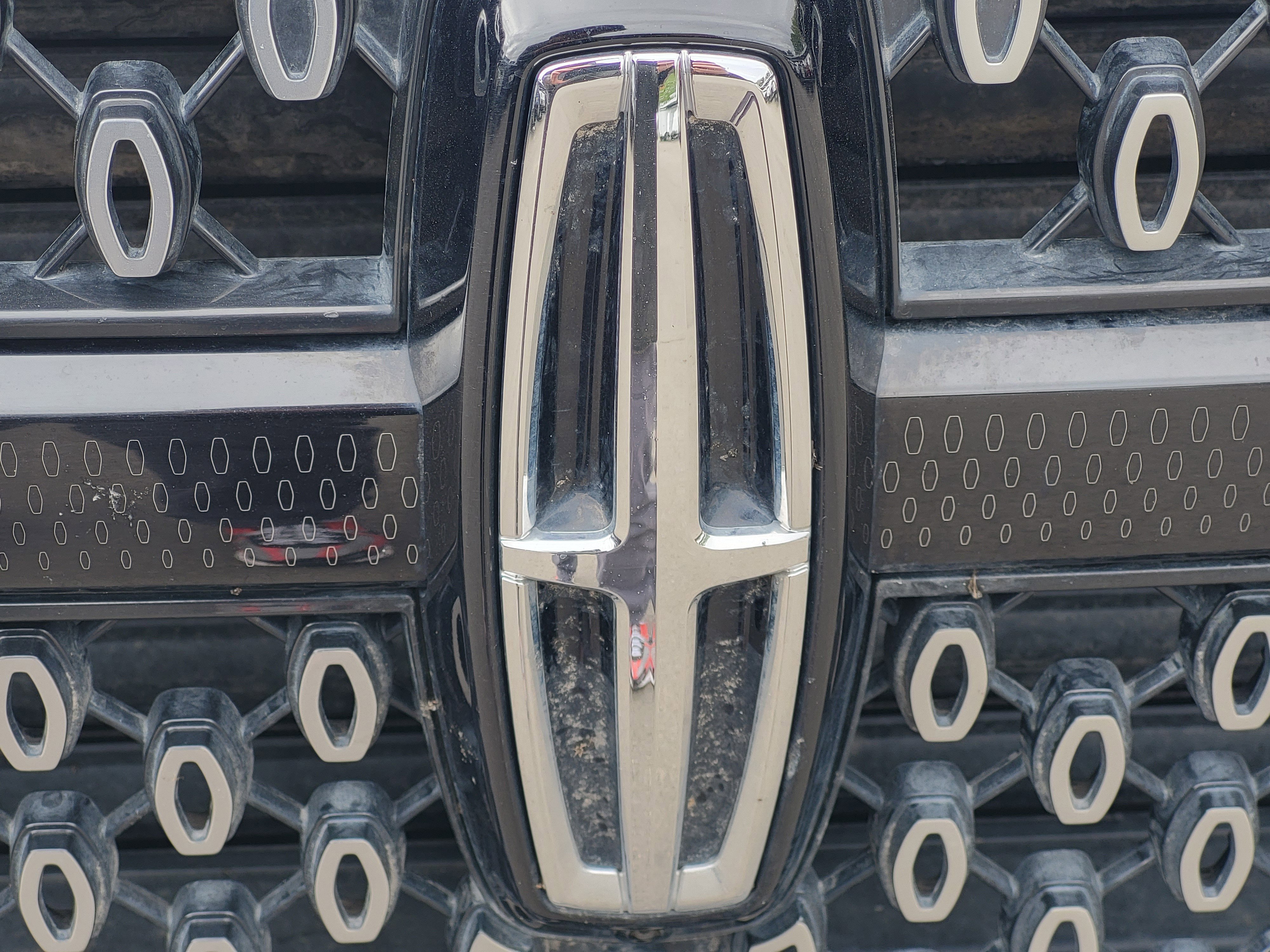 Used 2025 Lincoln Navigator Reserve image 11