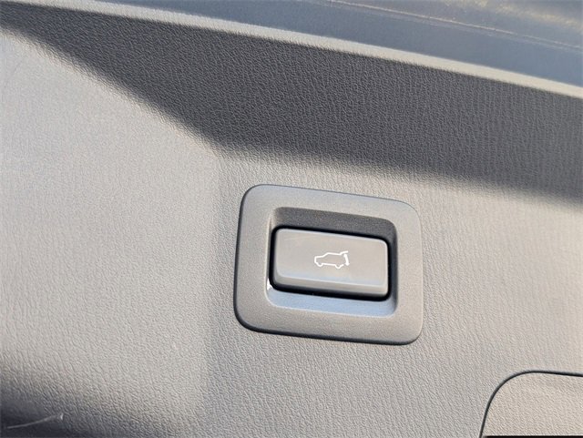 Certified 2022 MAZDA CX-9 Carbon Edition image 28