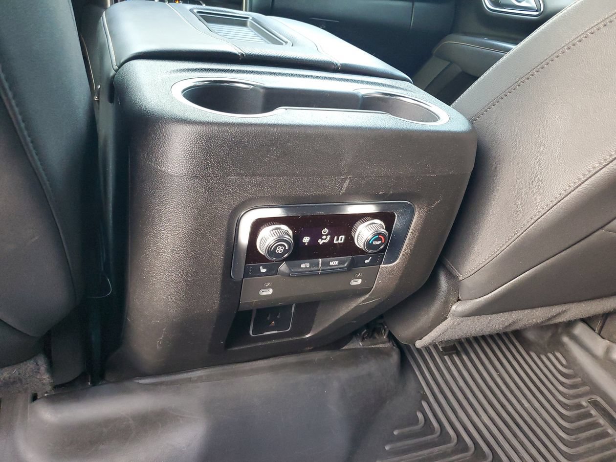 Used 2023 GMC Yukon AT4 AWD/4WD image 15