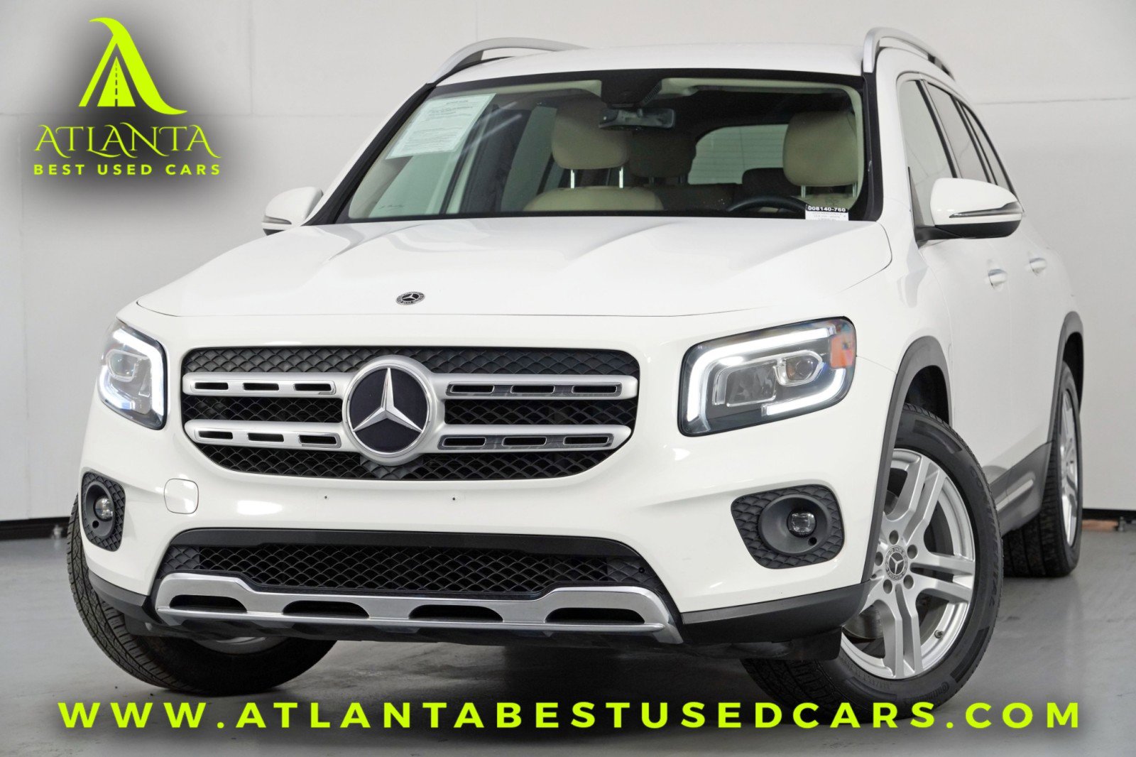 Used 2020 Mercedes-Benz GLB 250 4MATIC w/ Premium Package image 1