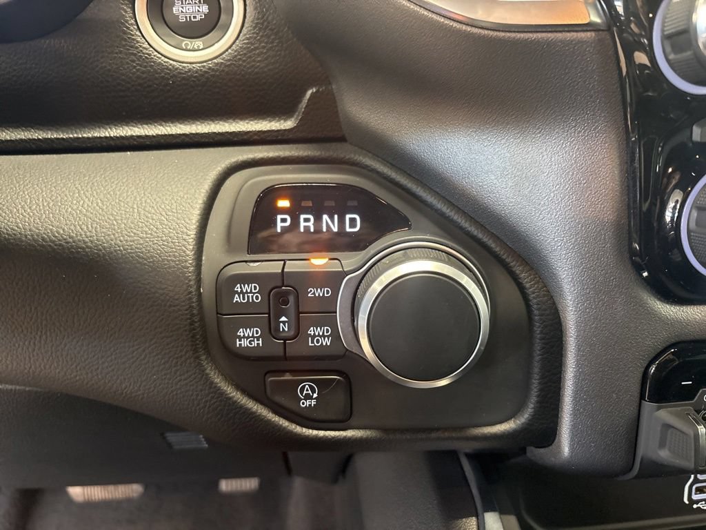 Used 2025 RAM 1500 Big Horn AWD/4WD image 22