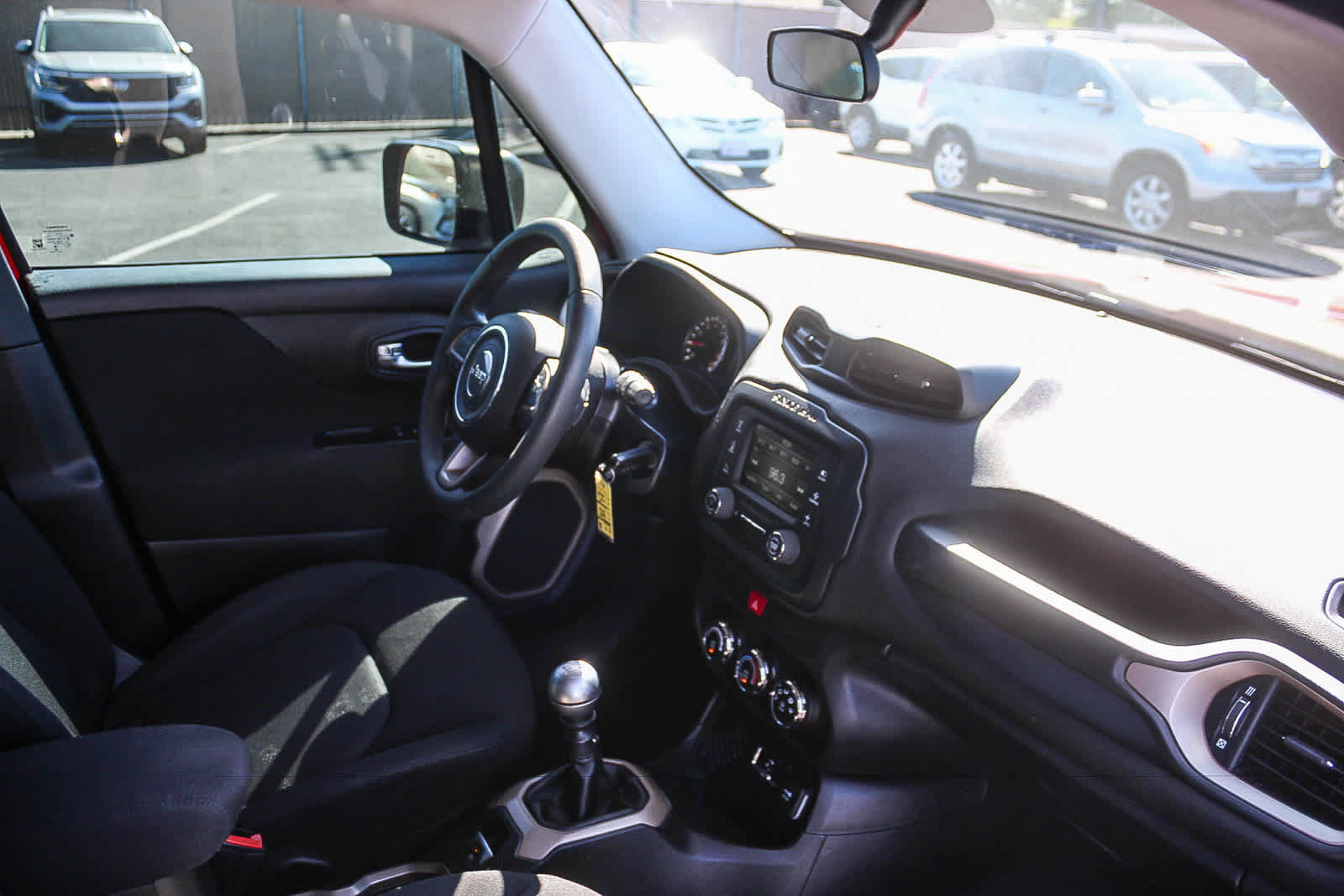 Used 2016 Jeep Renegade Sport w/ Power & Air Group FWD image 21