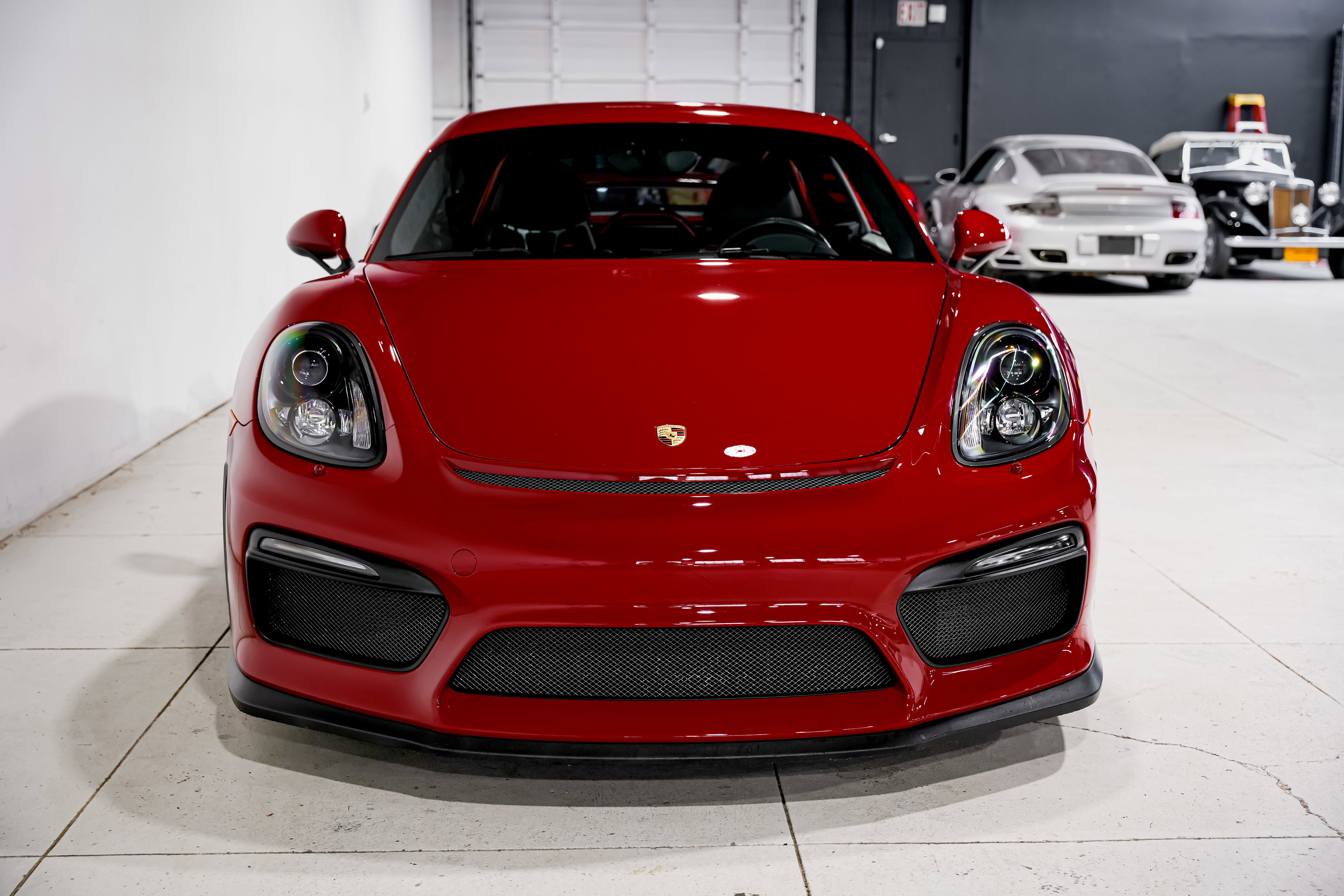 Used 2016 Porsche Cayman GT4 RWD image 5