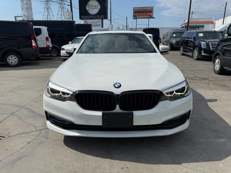 Used 2017 BMW 530i image 2