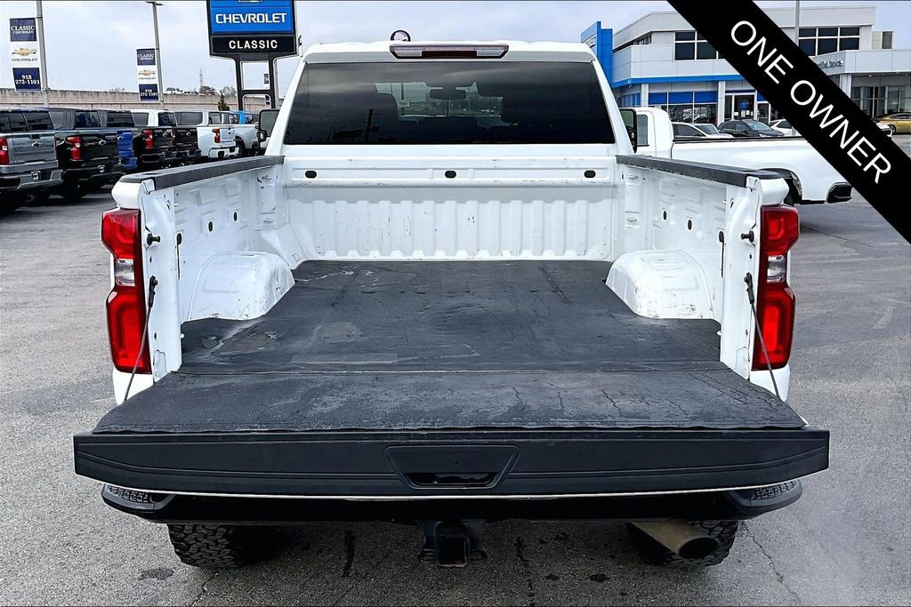 Used 2020 Chevrolet Silverado 2500 Custom w/ Custom Value Package image 7