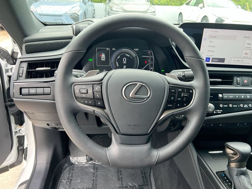 Certified 2024 Lexus ES 300h w/ Premium Package FWD image 13