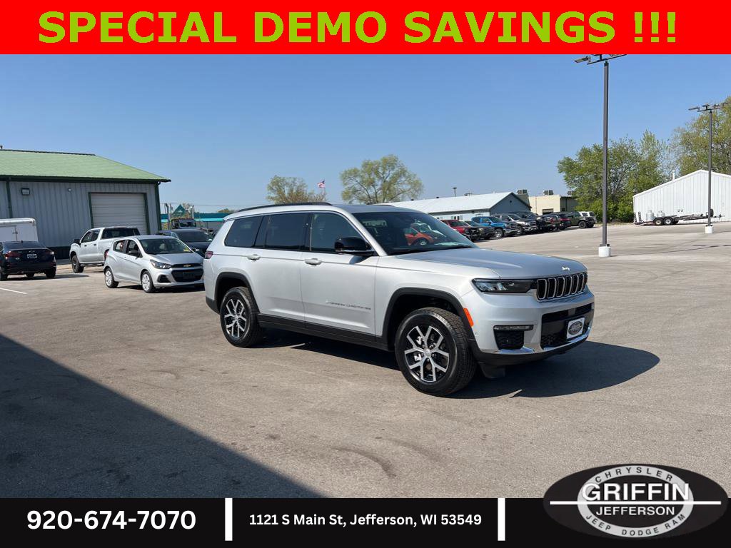 New 2025 Jeep Grand Cherokee L Limited w/ Luxury Tech Group II image 3