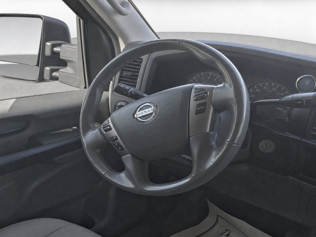 Used 2020 Nissan NV 3500 SL RWD image 17