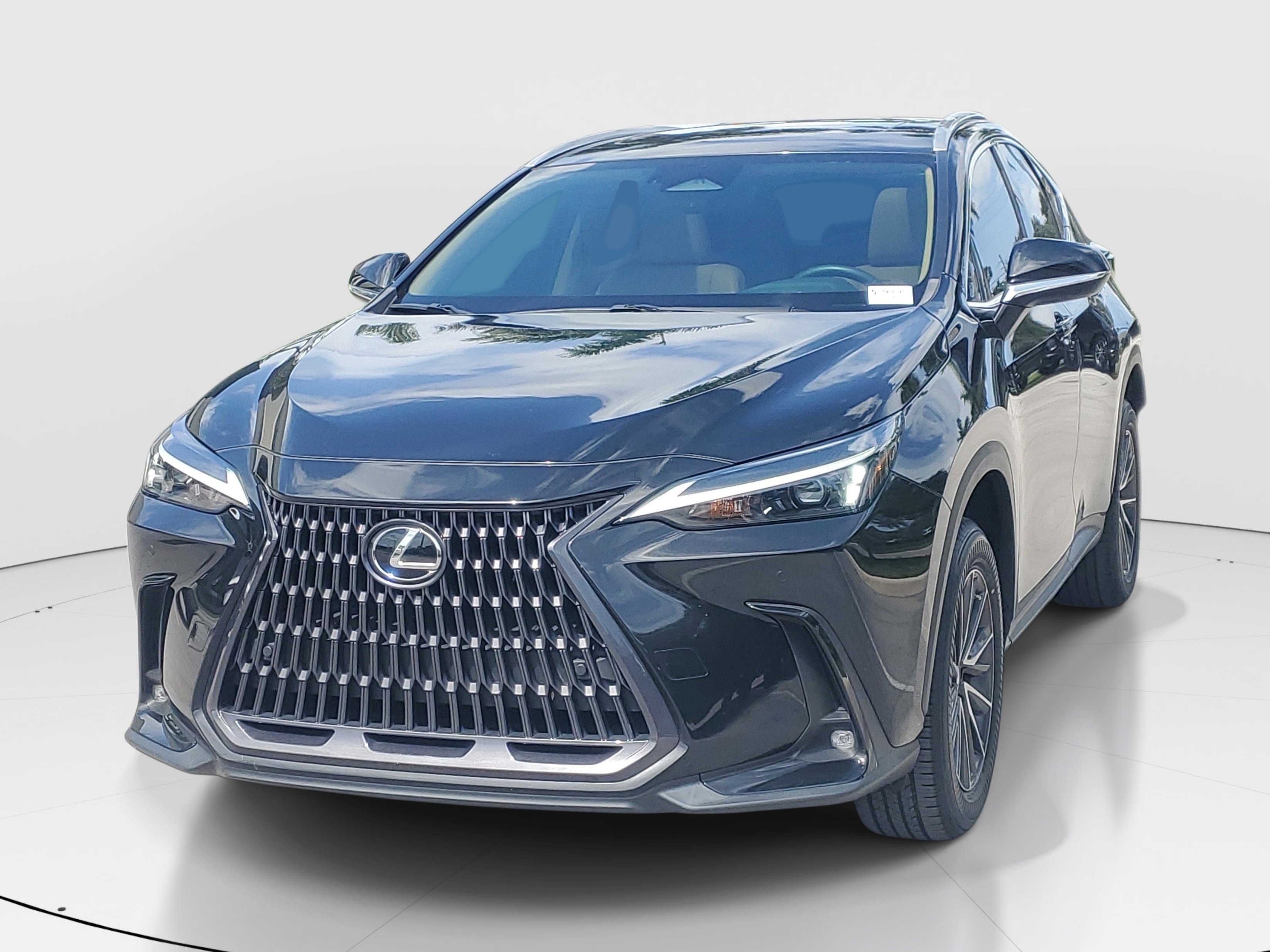 Used 2023 Lexus NX 250 FWD image 4
