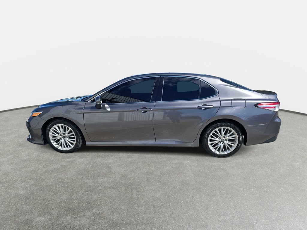 Used 2019 Toyota Camry XLE w/ Navigation Package image 8