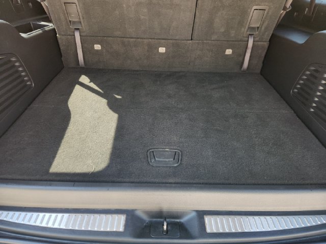Used 2019 Chevrolet Suburban LT AWD/4WD image 34