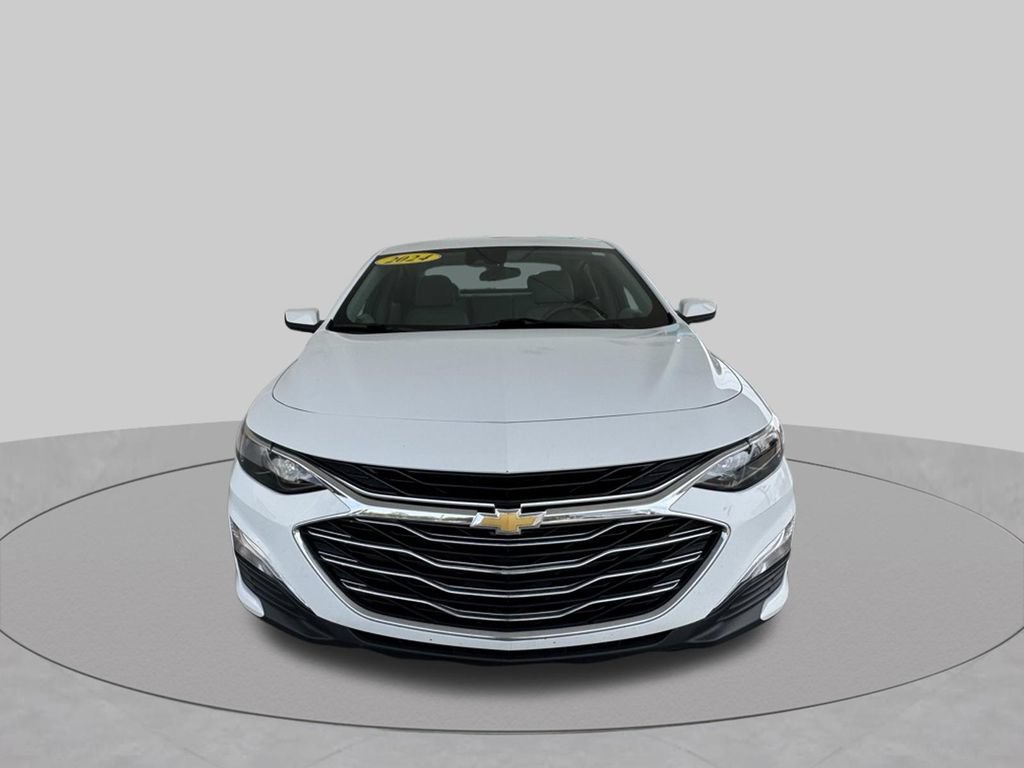 Used 2024 Chevrolet Malibu LS FWD image 3