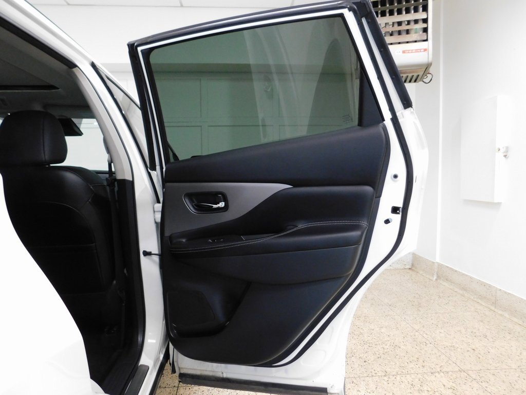 Used 2024 Nissan Murano SL image 90