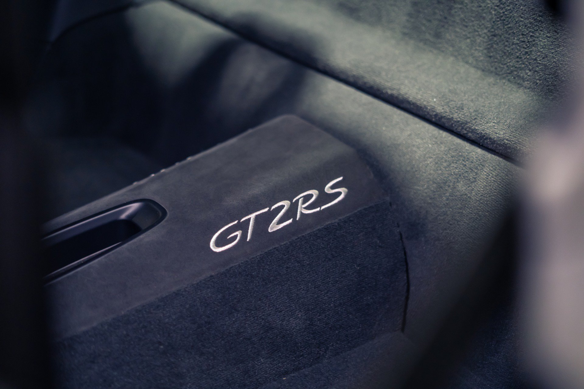 Used 2018 Porsche 911 GT2 RS RWD image 23