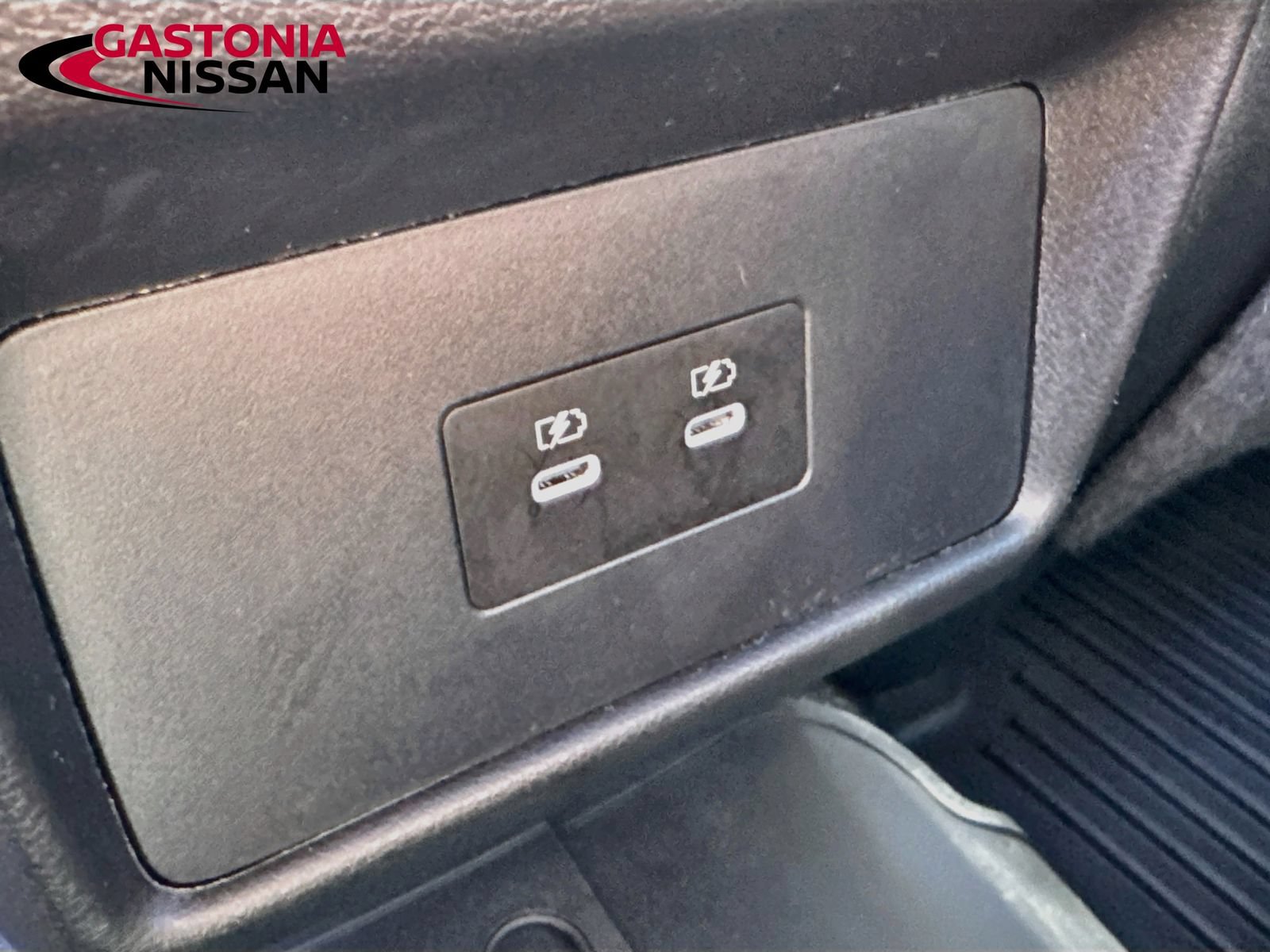 Used 2025 Nissan Rogue SV w/ Rock Creek Premium Package AWD/4WD image 33