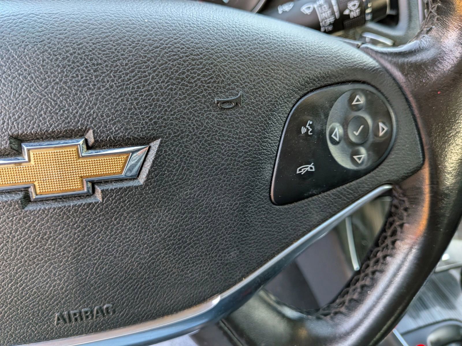 Used 2018 Chevrolet Impala LT image 43