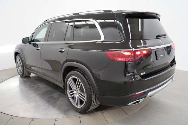 Used 2025 Mercedes-Benz GLS 450 4MATIC image 40