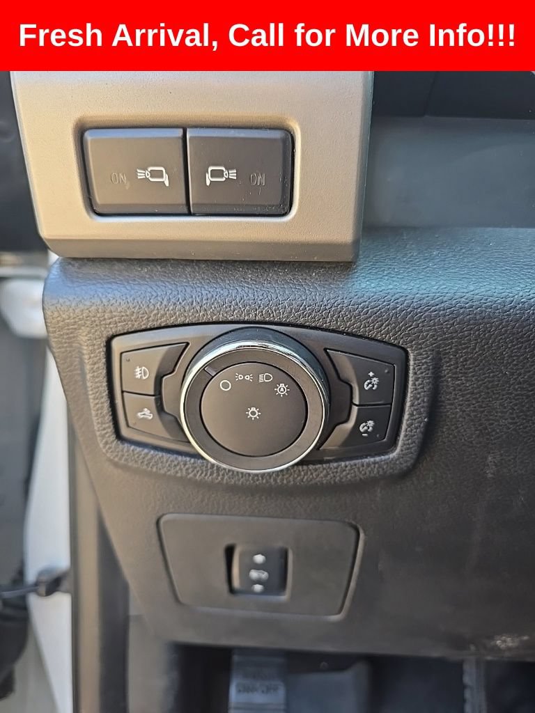 Used 2017 Ford F150 Lariat w/ Equipment Group 502A Luxury AWD/4WD image 22