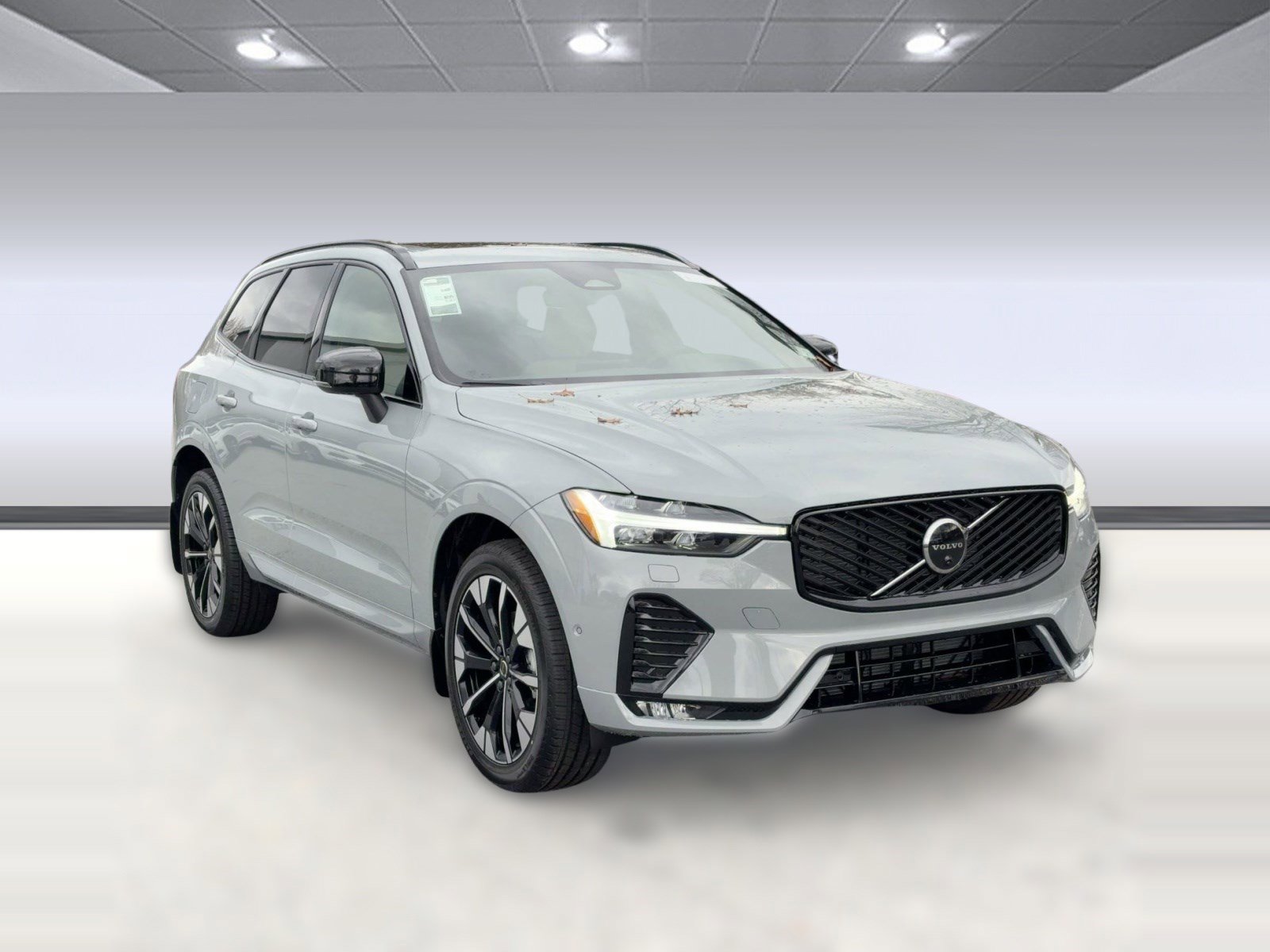 New 2026 Volvo XC60 B5 Plus w/ Climate Package image 7