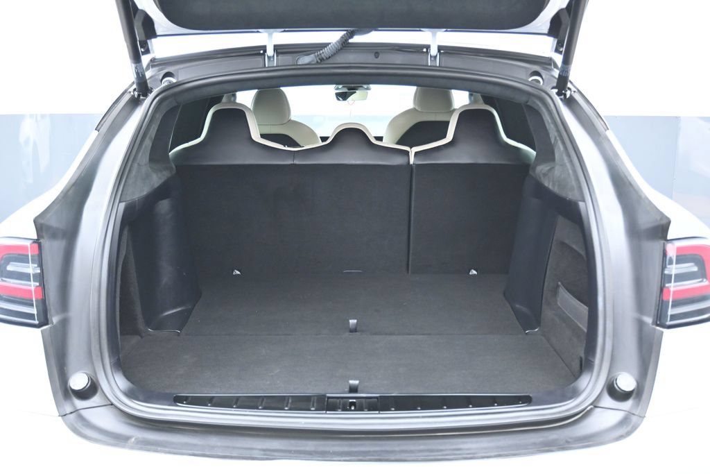 Used 2023 Tesla Model X AWD/4WD image 15