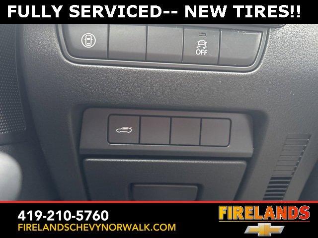 Used 2020 MAZDA MAZDA3 Sedan w/ Select Package image 17