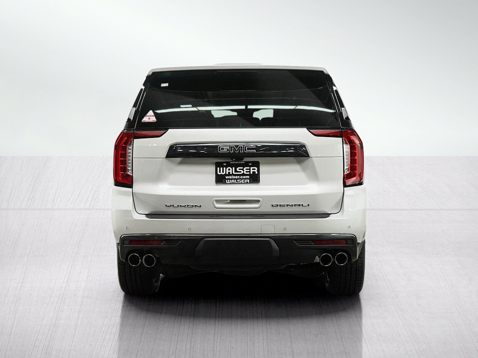 Used 2023 GMC Yukon Denali Ultimate w/ LPO, Floor Liner Package AWD/4WD image 4