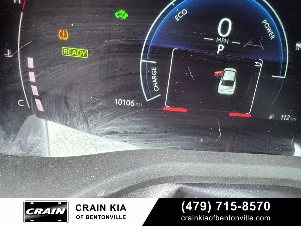 Used 2025 Toyota Camry LE FWD image 14