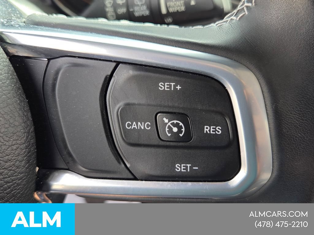 Used 2021 Jeep Wrangler Unlimited Sahara AWD/4WD image 27
