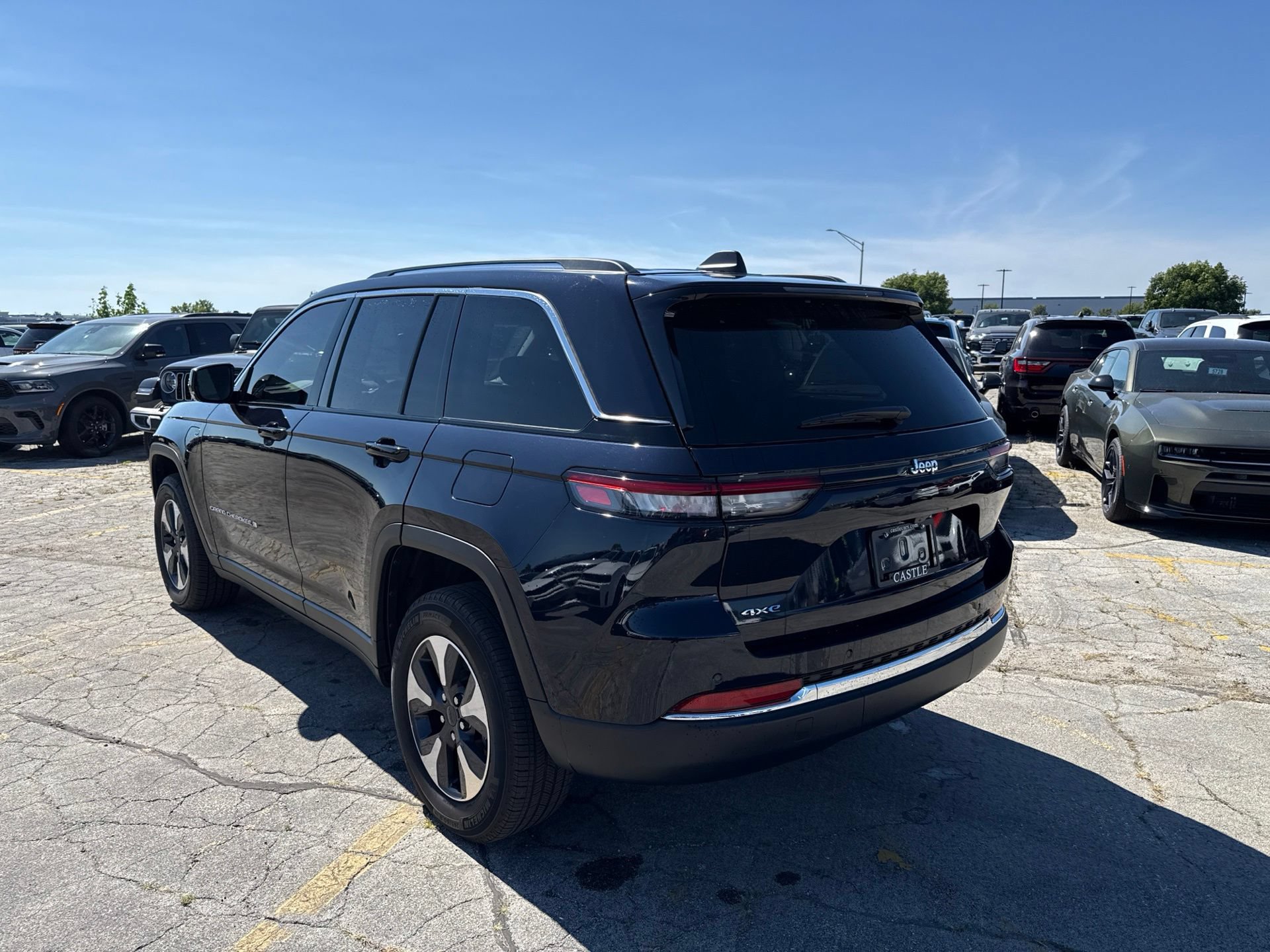 Used 2024 Jeep Grand Cherokee Limited 4xe AWD/4WD image 8
