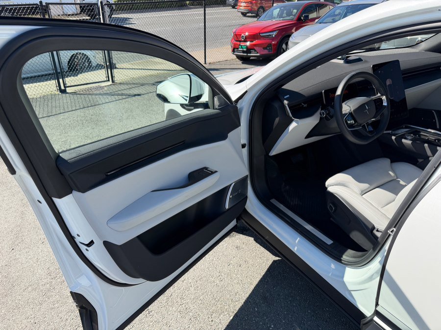 Used 2025 Polestar Polestar 3 image 9