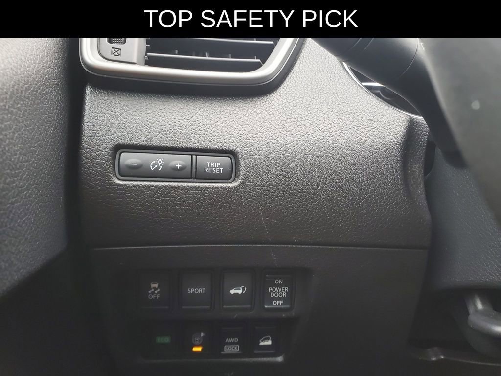 Used 2015 Nissan Rogue SL w/ SL Premium Package image 18