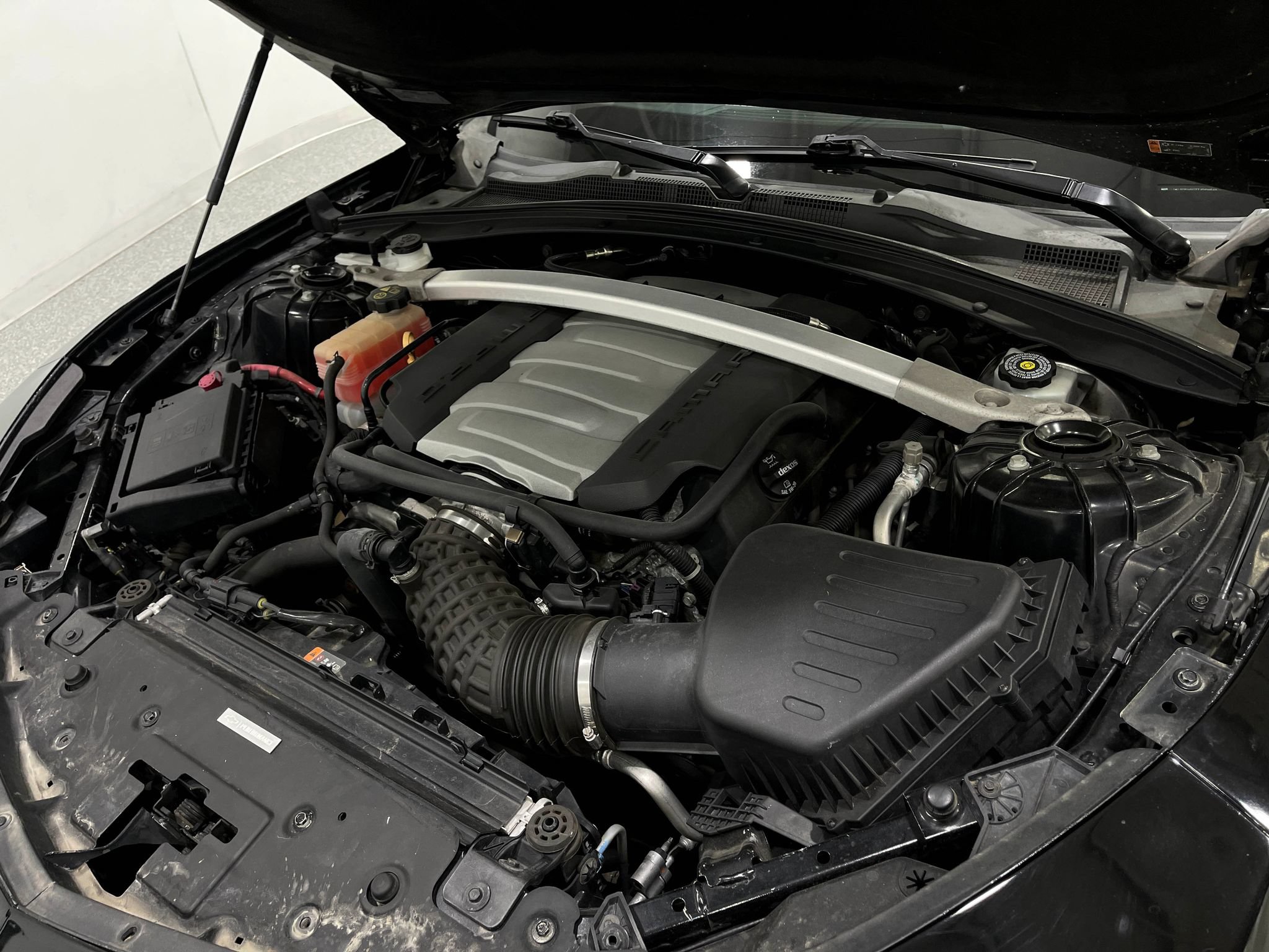 Used 2018 Chevrolet Camaro SS RWD image 25