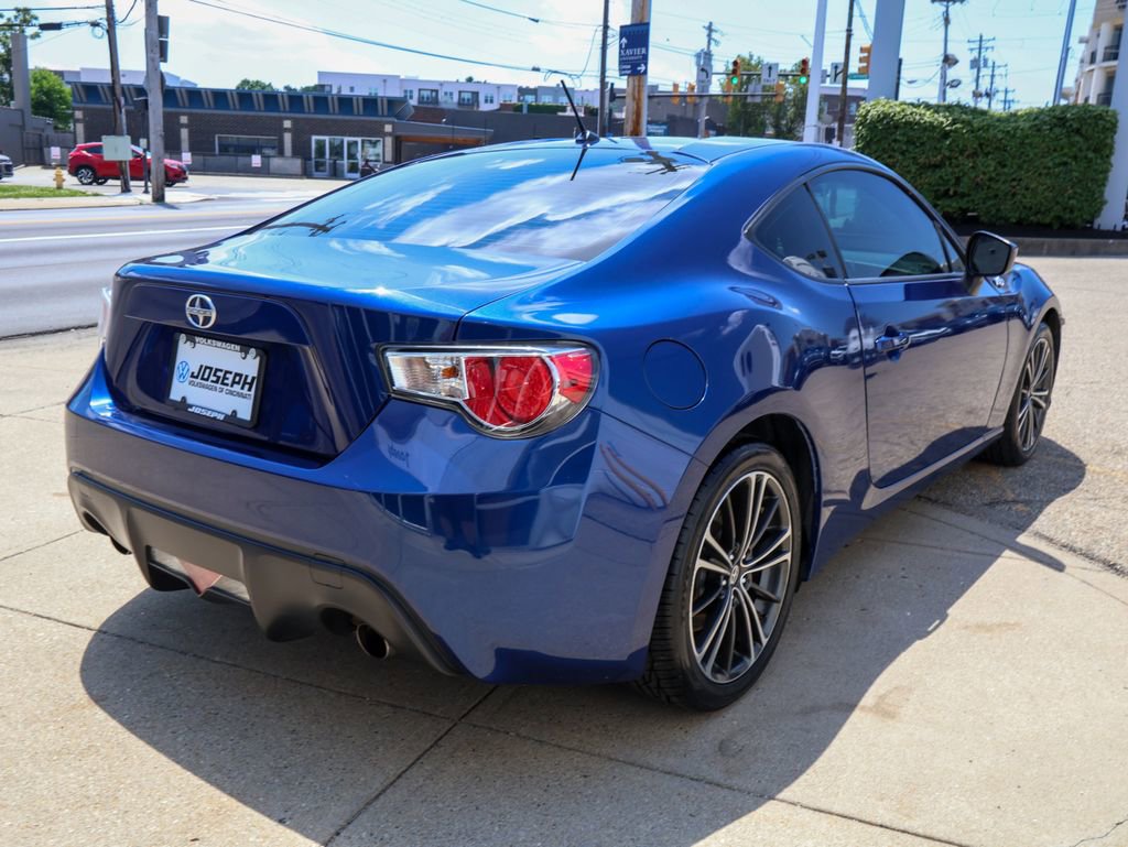 Used 2013 Scion FR-S RWD image 5
